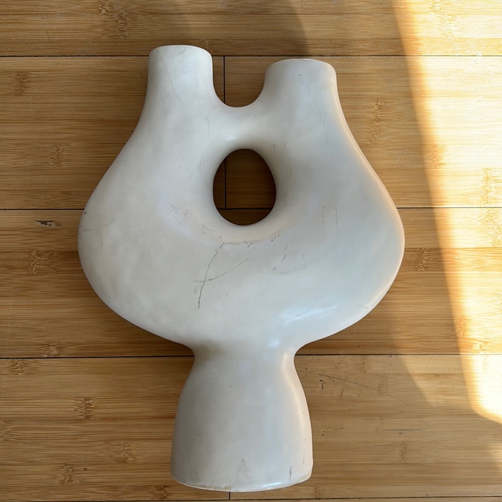 Simone Bodmer Turner petite bridge handled ceramic vessel 2nd